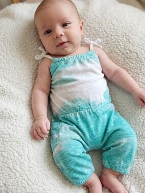 Nui Organics Infant Tie Dye Romper. Size 0-3 Months
